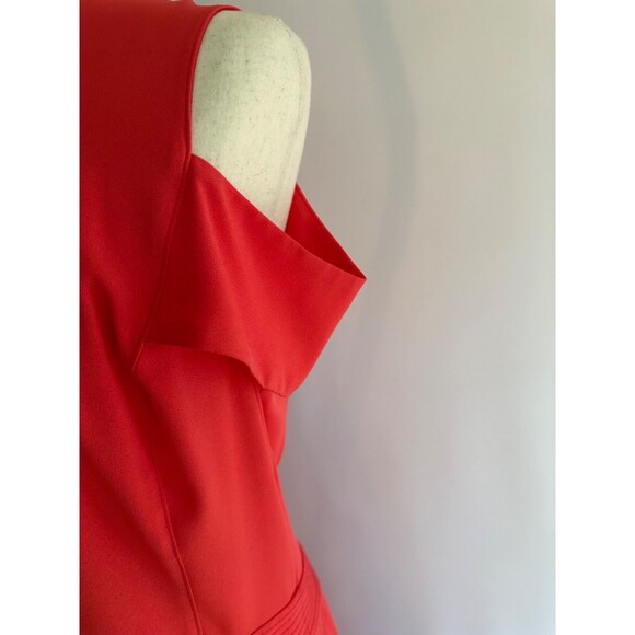Halston Heritage Poppy Cold Shoulder Crepe Dress with hidden zipper Sz 8 - Picture 2 of 7